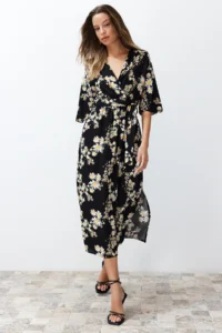 TRENDYOLMİLLA Black Belted flower patterned A Cut Double breasted Yaka Midi Weaving Dress - Image 2