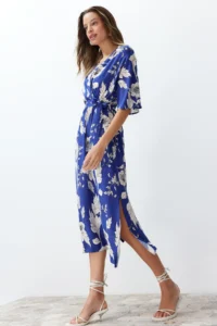 TRENDYOLMİLLA Mavi Belted flower patterned A Cut Double breasted Yaka Midi Weaving Dress - Image 2