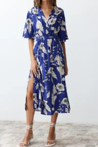 TRENDYOLMİLLA Mavi Belted flower patterned A Cut Double breasted Yaka Midi Weaving Dress - Image 5