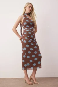 TRENDYOLMİLLA Dark Brown with Blue Polka Dot Neck Binding Detailed Midi Knitting Dress