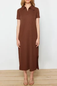 TRENDYOLMİLLA Brown Polo Shirt Collar shift/Nromal Kesim Midi Knitting Dress - Image 4