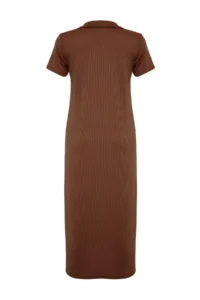 TRENDYOLMİLLA Brown Polo Shirt Collar shift/Nromal Kesim Midi Knitting Dress - Image 8