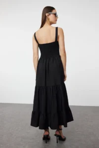 TRENDYOLMİLLA Black Plain A Cut Gipelli Square Neck Lined Maxi Weaving Dress - Image 5