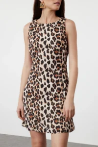 TRENDYOLMİLLA Brown Leopard Patterned Mini Satin Weaving Dress - Image 5