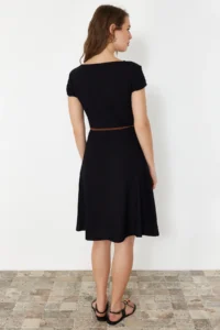 TRENDYOLMİLLA Black textured Belt Detailed Off-Shoulder Neck Flexible skater/Waisted Midi Knitting Dress - Image 6