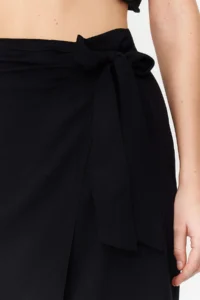 TRENDYOLMiLLA More Sustainable Black tied up Double breasted Maxi Size Weaving Skirt with Covering Viscose Fabric - Image 5