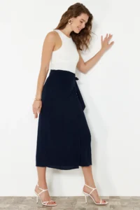 TRENDYOLMiLLA More Sustainable Navy Blue tied up Double breasted Kapama Viscose Maxi Size Weaving Skirt - Image 5