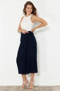 TRENDYOLMiLLA More Sustainable Navy Blue tied up Double breasted Kapama Viscose Maxi Size Weaving Skirt - Image 7