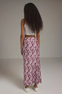 TRENDYOLMİLLA Dusty Rose Floral Printed Normal Elastic Waist Pilise Maxi Knitting Skirt - Image 4
