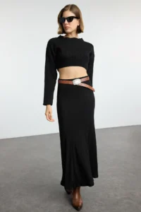 TRENDYOLMİLLA Black Plain Stitching Detailed Maxi Flexible Fish Skirt