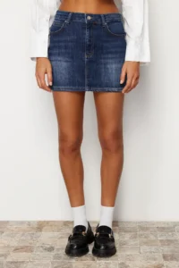 TRENDYOLMiLLA Dark Blue Low Waist Mini comfort/Flexible denim Skirt - Image 5