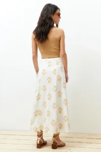 TRENDYOLMiLLA Ecru flower patterned A-line Midi Size Weaving linen blended Skirt - Image 6