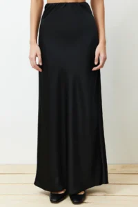 TRENDYOLMiLLA Black Satin Fish Shape Maxi Size Weaving Skirt - Image 4