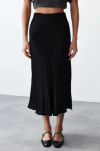 TRENDYOLMiLLA Black A-line Midi Satin Skirt - Image 5