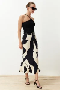 TRENDYOLMİLLA Ecru Abstract pleated A-line Printed Midi Flexible Knitting Skirt - Image 2