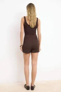 TRENDYOLMİLLA Dark Brown slit A-line/Life Opening Flexible Knitting Mini Shorts Skirt - Image 4