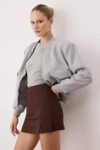 TRENDYOLMİLLA Dark Brown slit A-line/Life Opening Flexible Knitting Mini Shorts Skirt - Image 6