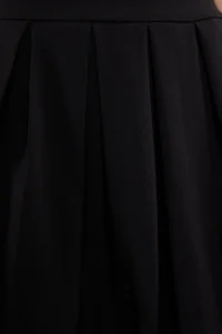 TRENDYOLMiLLA Black pleated Mini Weaving Skirt - Image 4