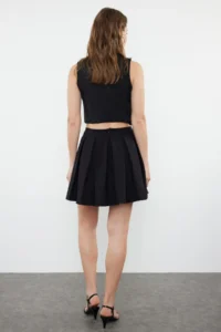 TRENDYOLMiLLA Black pleated Mini Weaving Skirt - Image 5
