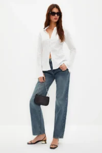 TRENDYOLMİLLA Ecru textured Fitted Bele Oturan Weaving Shirt - Image 2
