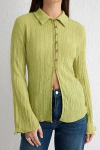 TRENDYOLMİLLA Khaki textured Fitted Bele Oturan Weaving Shirt - Image 3