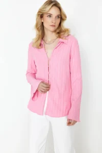 TRENDYOLMİLLA Light Pink textured Fitted Bele Oturan Weaving Shirt - Image 3