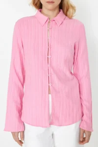 TRENDYOLMİLLA Light Pink textured Fitted Bele Oturan Weaving Shirt - Image 4