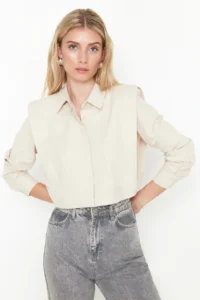 TRENDYOLMİLLA Beige Sleeves Padded Stone Crop Weaving Shirt - Image 3