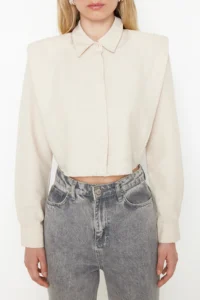 TRENDYOLMİLLA Beige Sleeves Padded Stone Crop Weaving Shirt - Image 6