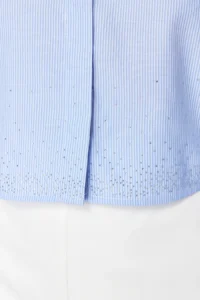 TRENDYOLMİLLA Mavi Sleeves Padded Stone Crop Weaving Shirt - Image 10