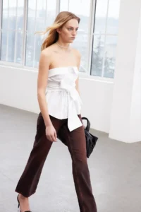 TRENDYOLMİLLA Limited Edition Ecru Binding Detailed Strapless Weaving Shirt - Image 3