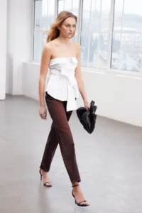 TRENDYOLMİLLA Limited Edition Ecru Binding Detailed Strapless Weaving Shirt - Image 4