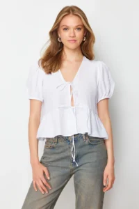 TRENDYOLMİLLA Ecru Front Binding Detailed Oversized Weaving Shirt - Image 2