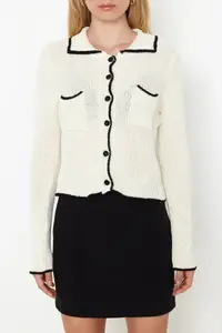 TRENDYOLMİLLA Ecru Cotton Blended Super Crop/Short Knitwear Cardigan - Image 5
