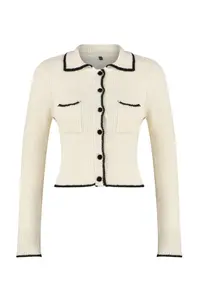 TRENDYOLMİLLA Ecru Cotton Blended Super Crop/Short Knitwear Cardigan - Image 7