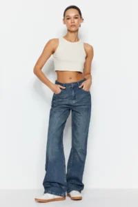 TRENDYOLMİLLA Mavi More Sustainable Soluk Efekt Vintage High Waist Wide Leg jeans