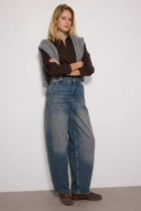 TRENDYOLMİLLA Dark Blue Soluk Efektli Vintage Low Waist skater Baggy jeans - Image 2