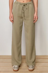 TRENDYOLMİLLA Khaki More Sustainable 100% Tencel™ Elastic Waist High Waist jeans - Image 4