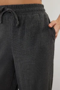 TRENDYOLMİLLA Anthracite Wide Leg Flexible Knitting Pants - Image 5