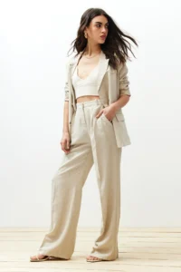 TRENDYOLMİLLA Beige ribbed Wide Leg/Wide Leg Cotton Linen Weaving Pants - Image 3