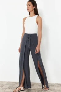 TRENDYOLMİLLA Anthracite Binding Detailed slit Flexible  Pants - Image 3