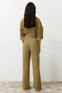 TRENDYOLMİLLA Oil Green Elastic Waist textured Material Weaving Pants - Image 6