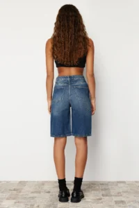 TRENDYOLMİLLA Dark Blue High Waist denim Bermuda - Image 5