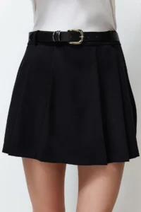 TRENDYOLMiLLA Black Arched Mini Weaving Shorts - Image 4