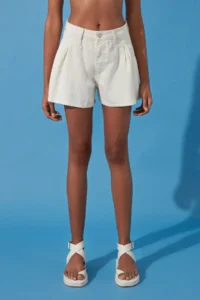 TRENDYOLMiLLA Ecru Stitching Detailed Denim Shorts - Image 4