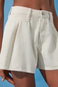 TRENDYOLMiLLA Ecru Stitching Detailed Denim Shorts - Image 5