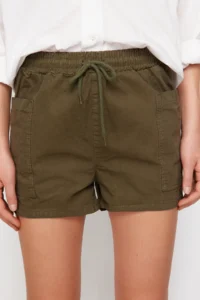 TRENDYOLMiLLA Khaki Elastic Waist Cargo with pocket denim Shorts - Image 4