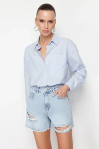 TRENDYOLMiLLA Mavi Ripped High Waist denim Shorts