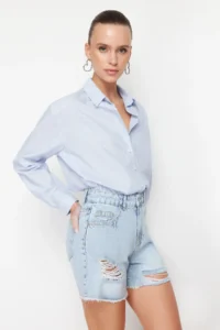 TRENDYOLMiLLA Mavi Ripped High Waist denim Shorts - Image 2