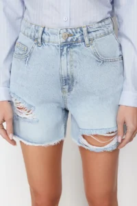 TRENDYOLMiLLA Mavi Ripped High Waist denim Shorts - Image 4